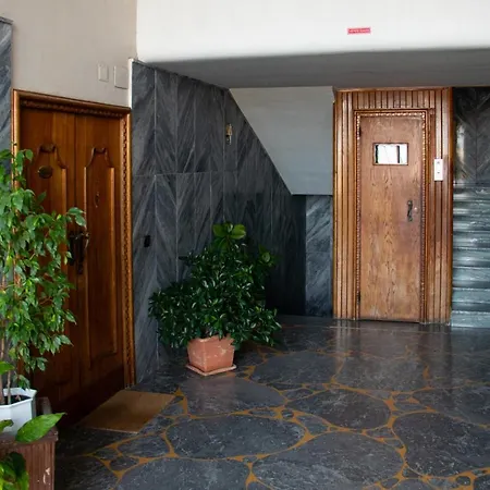 Nido Dei Gabbiani Bed & Breakfast