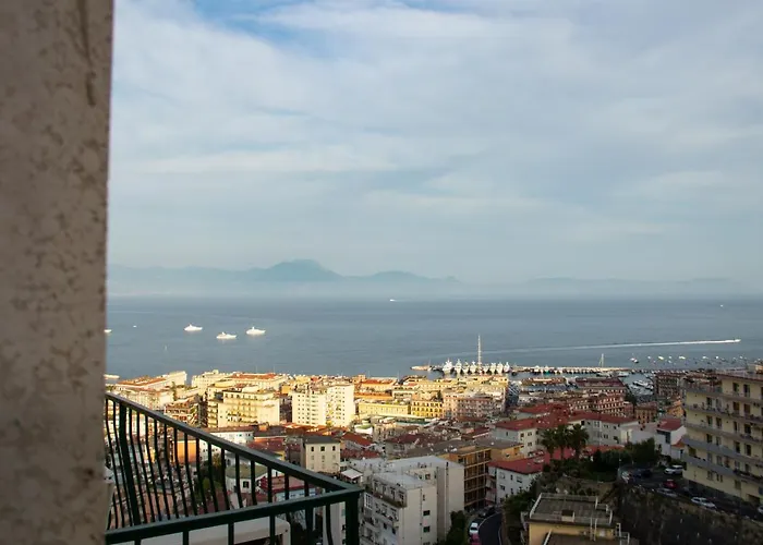 Nido Dei Gabbiani Oda ve Kahvaltı Napoli